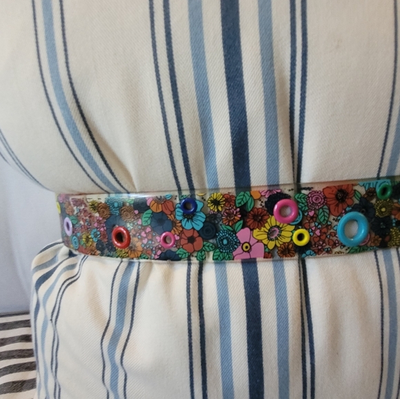 Floral Multicolor Belt - Picture 4 of 11